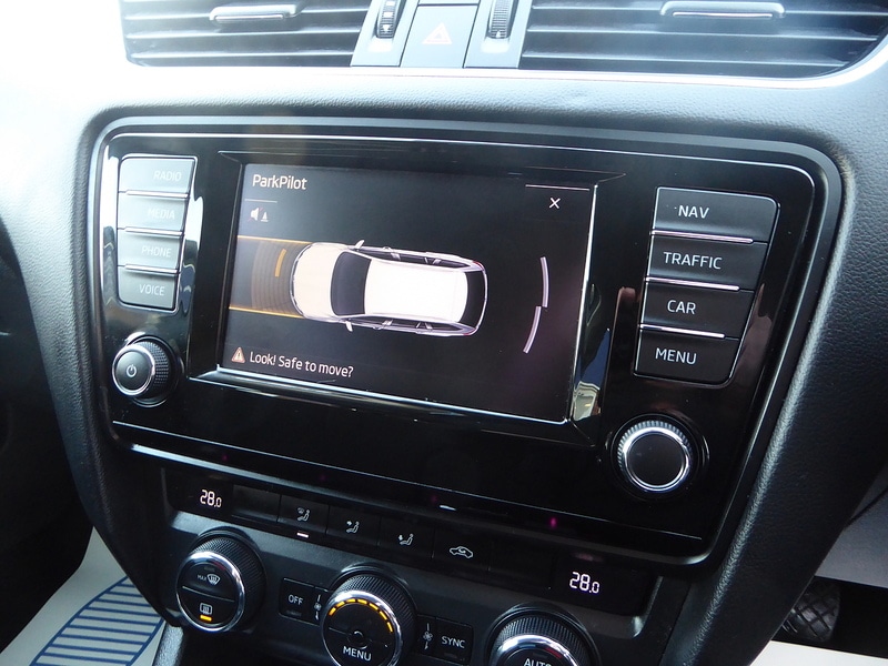 Used Skoda Octavia 2015 for sale - 77208515: Photo 16