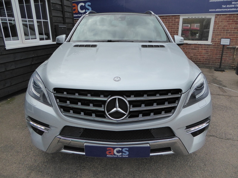 Used Mercedes-Benz M Class 2013 for sale - 76396516: Photo 2