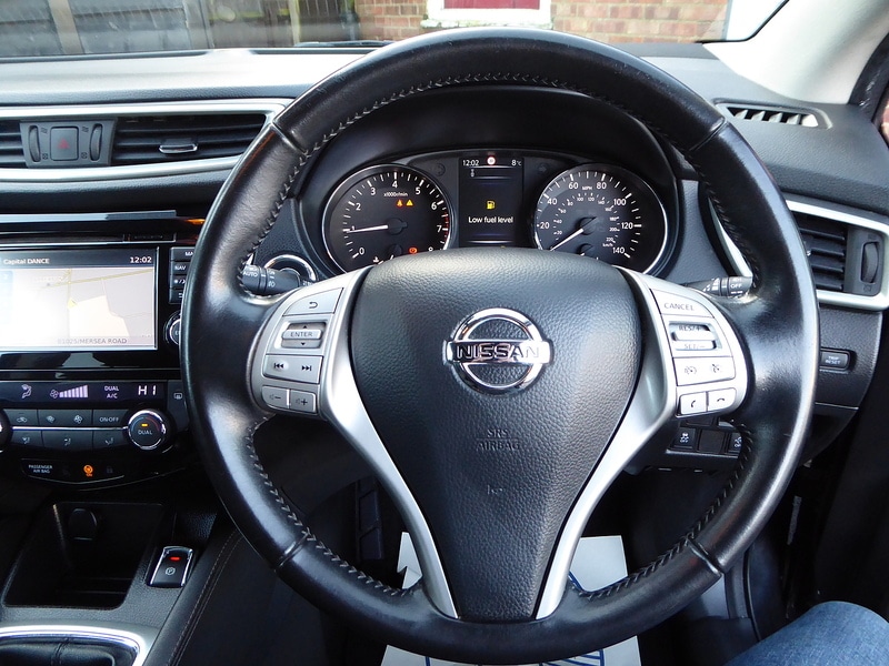 Used Nissan Qashqai 2016 for sale - 77437853: Photo 13