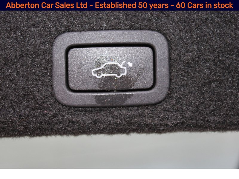 Used Volvo XC60 2015 for sale - 77547807: Photo 30