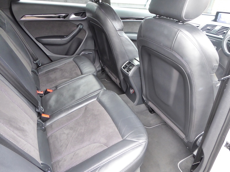 Used Audi Q3 2018 for sale - 76477898: Photo 10