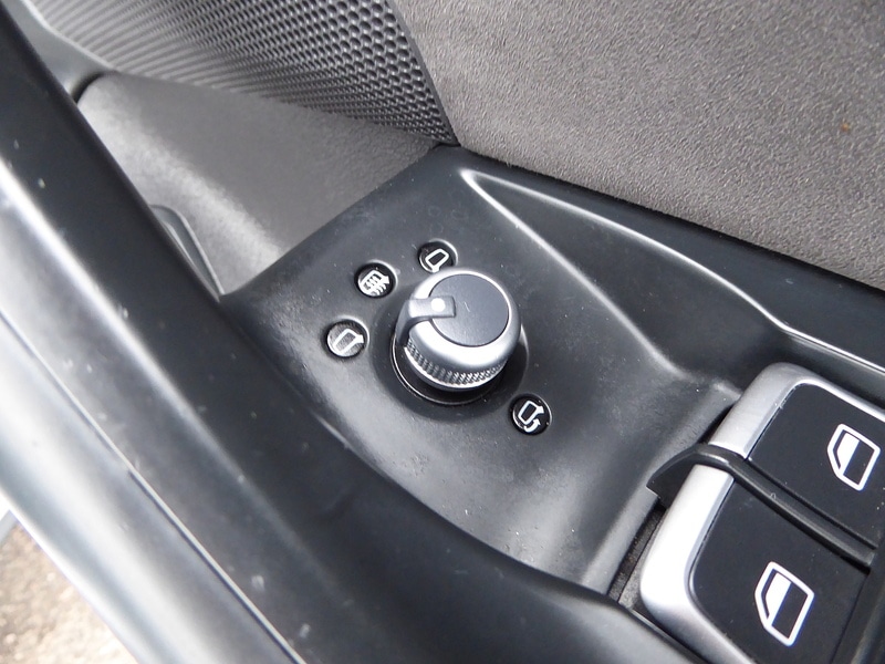 Used Audi Q3 2018 for sale - 76477898: Photo 15