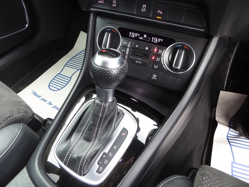 Used Audi Q3 2018 for sale - 76477898: Photo 17