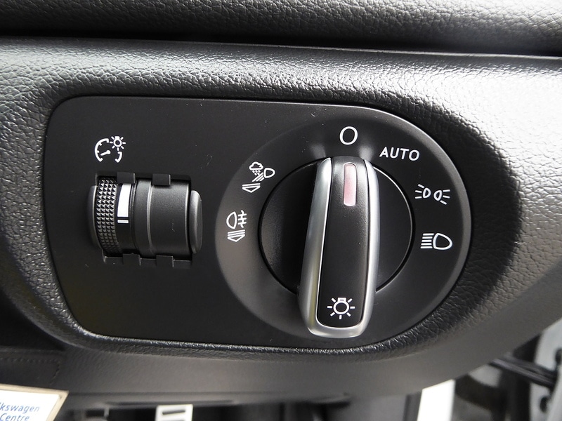 Used Audi Q3 2018 for sale - 76477898: Photo 19