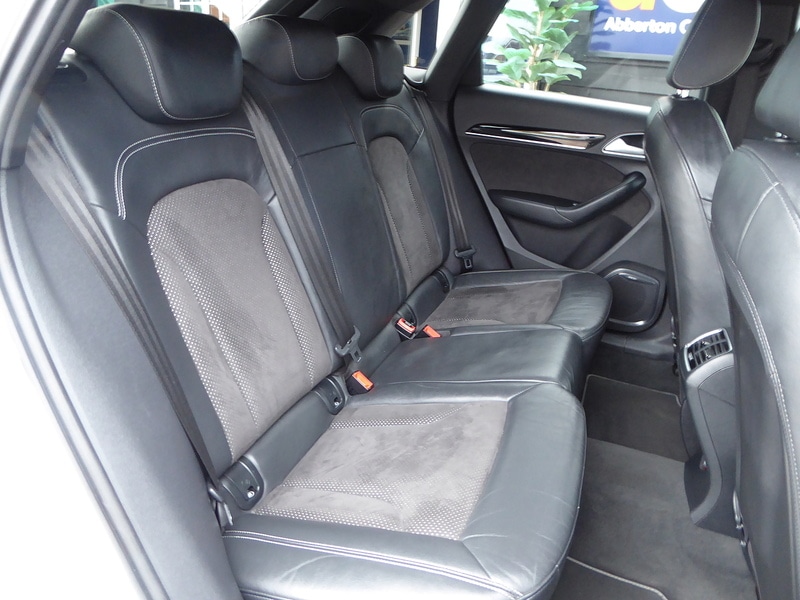 Used Audi Q3 2018 for sale - 76477898: Photo 9