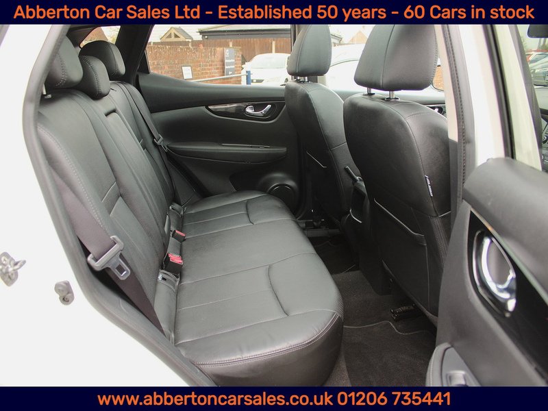 Used Nissan Qashqai 2016 for sale - 77689270: Photo 12