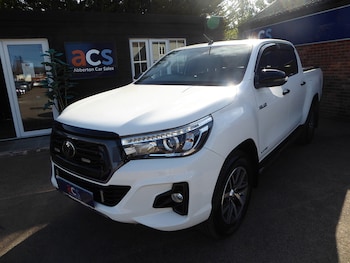 Used Toyota Hilux 2020 for sale - 76069240: Photo