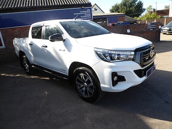 Used Toyota Hilux 2020 for sale - 76069240: Photo