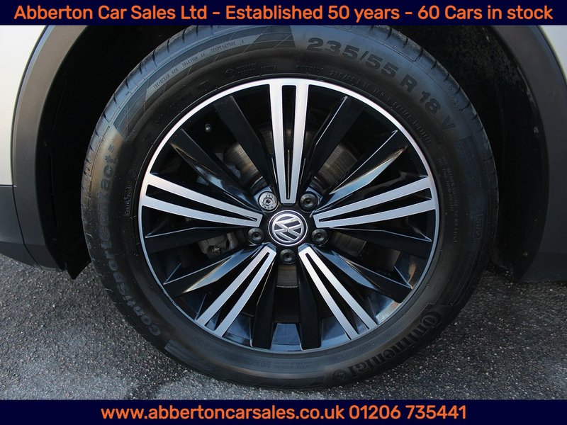 Used Volkswagen Tiguan 2017 for sale - 77720655: Photo 23