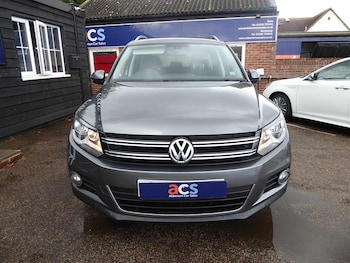 Used Volkswagen Tiguan 2015 for sale - 75749643: Photo