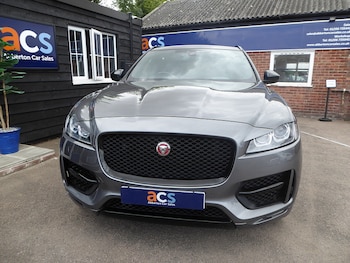 Used Jaguar F-Pace 2016 for sale - 75254219: Photo