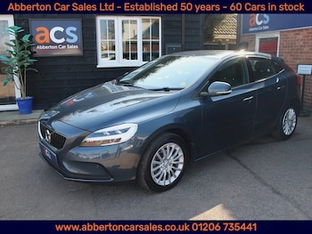 Used Volvo V40 2018 for sale - 78325553: Photo