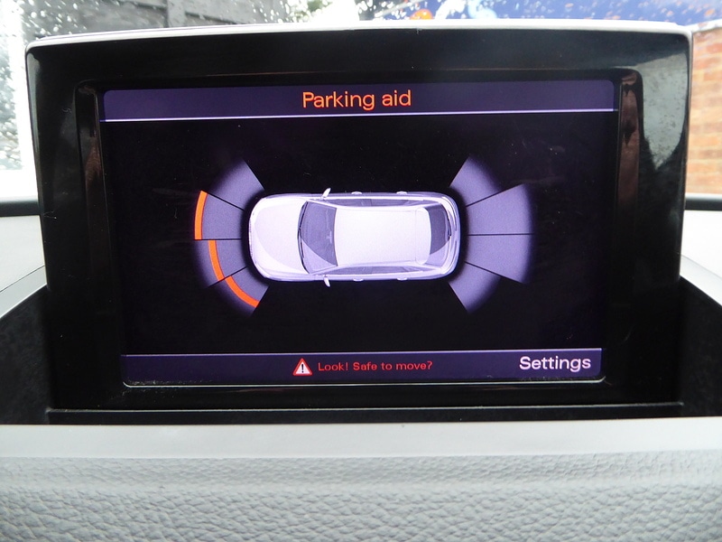 Used Audi Q3 2012 for sale - 76982549: Photo 17