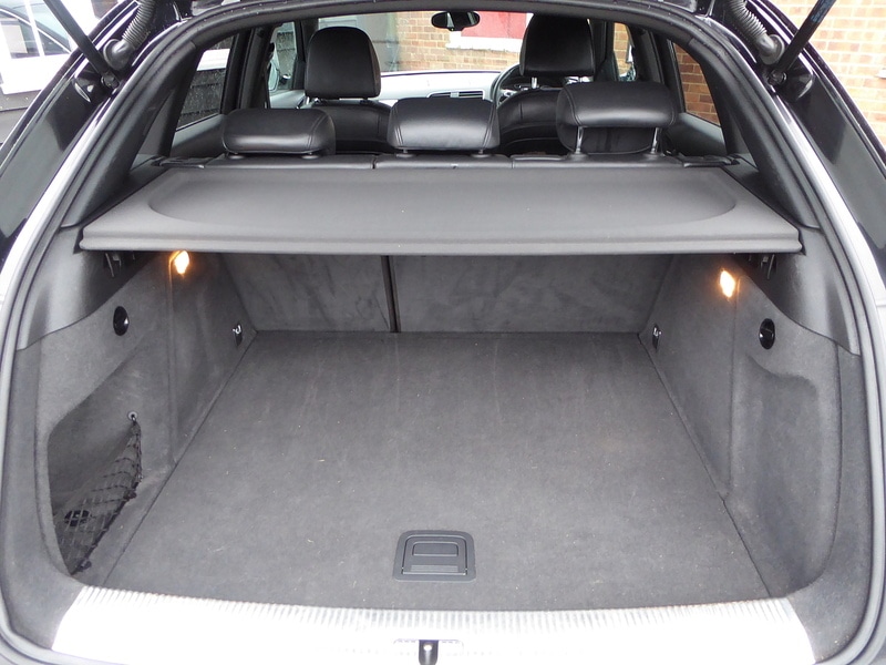 Used Audi Q3 2012 for sale - 76982549: Photo 23