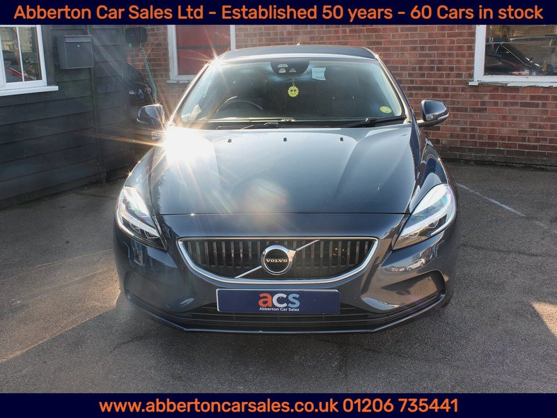 Used Volvo V40 2018 for sale - 77953456: Photo 3
