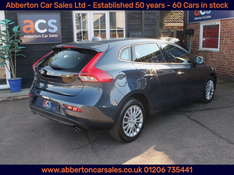 Used Volvo V40 2018 for sale - 77953456: Photo 8