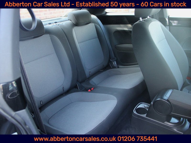 Used Volkswagen Beetle 2014 for sale - 77836550: Photo 12