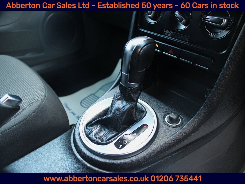 Used Volkswagen Beetle 2014 for sale - 77836550: Photo 15