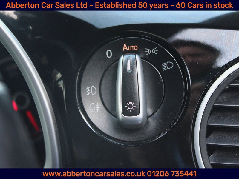 Used Volkswagen Beetle 2014 for sale - 77836550: Photo 17