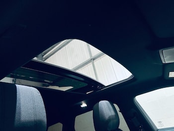 Used Land Rover Range Rover Evoque 2019 for sale - 77148479: Photo