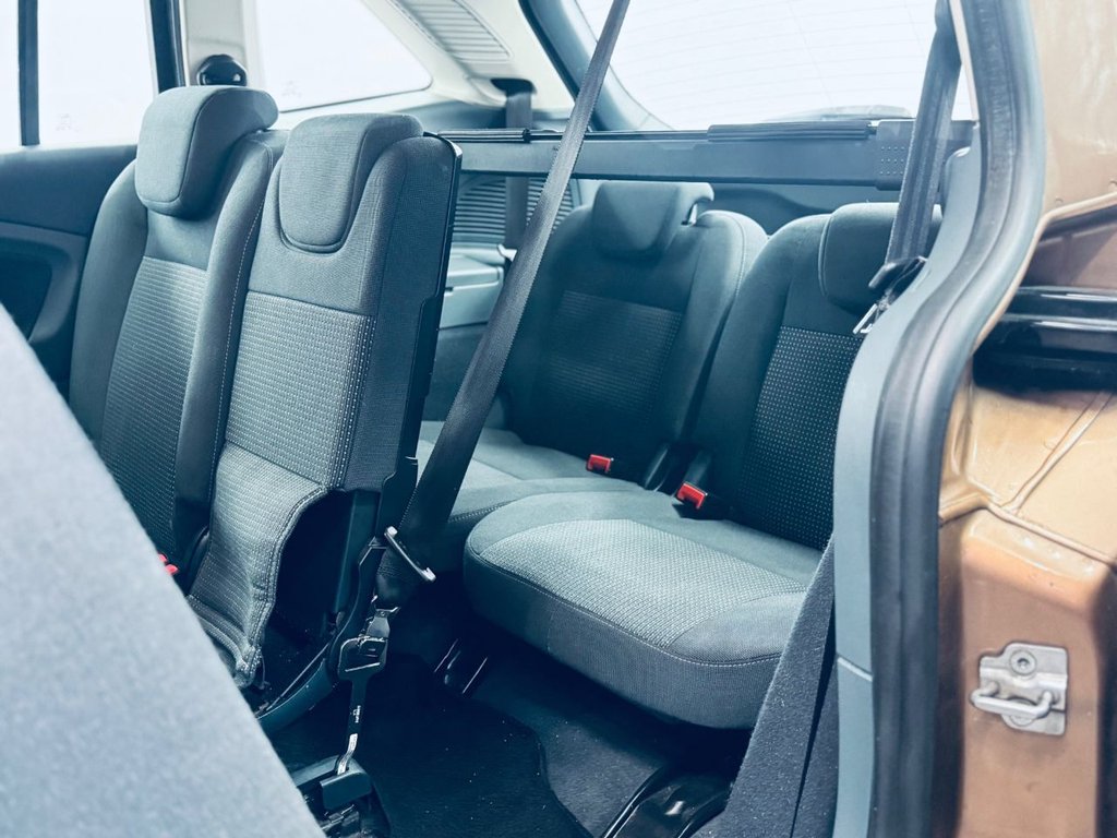 Used Ford Grand C-Max 2013 for sale - 77627396: Photo 37