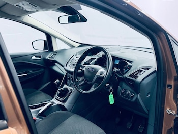 Used Ford Grand C-Max 2013 for sale - 77627396: Photo