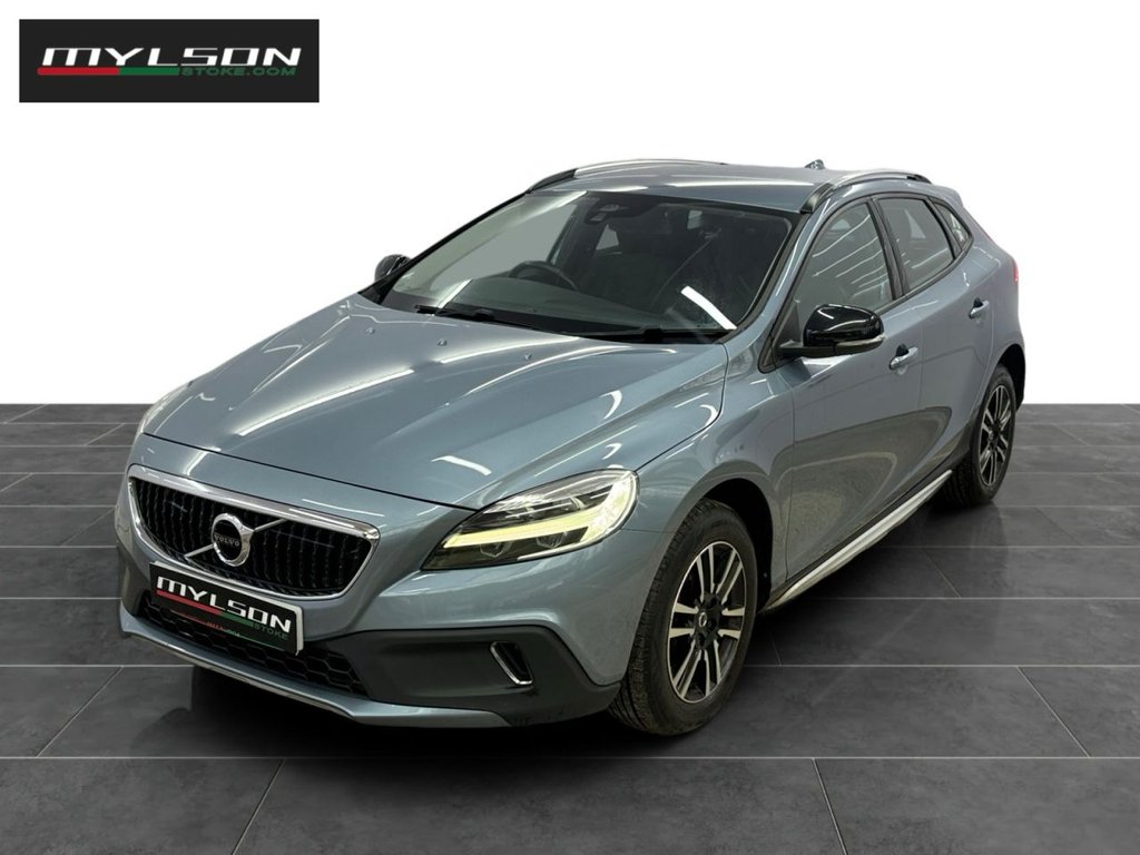 Used Volvo V40 2017 for sale - 77463718: Photo 16