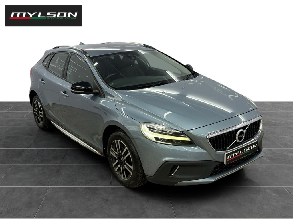 Used Volvo V40 2017 for sale - 77463718: Photo 24