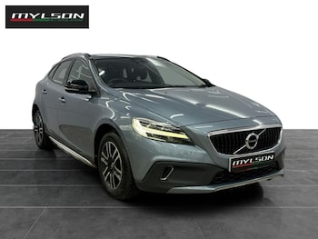 Used Volvo V40 2017 for sale - 77463718: Photo