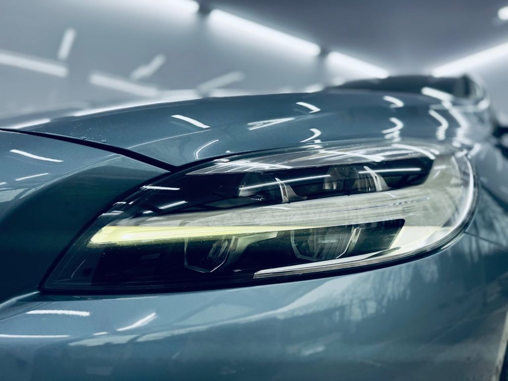 Used Volvo V40 2017 for sale - 77463718: Photo 36