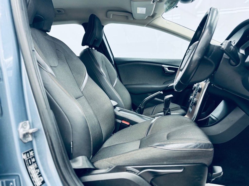 Used Volvo V40 2017 for sale - 77463718: Photo 37