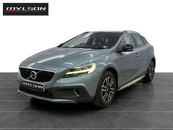 Used Volvo V40 2017 for sale - 77463718: Photo