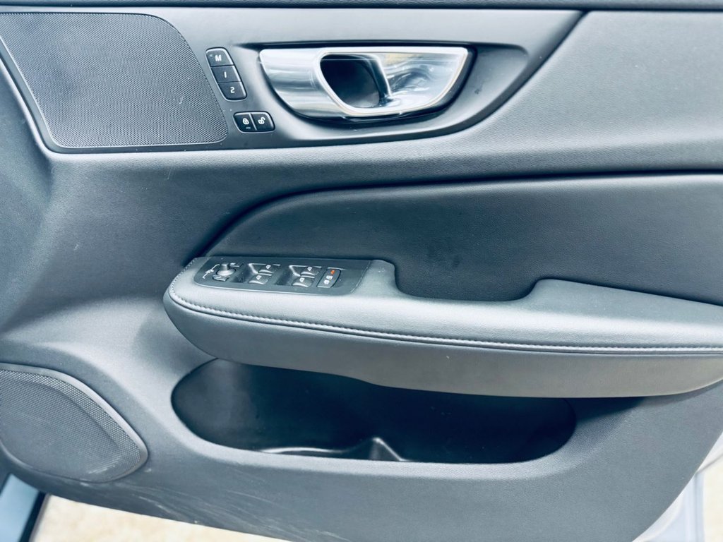 Used Volvo V60 2022 for sale - 77680279: Photo 38