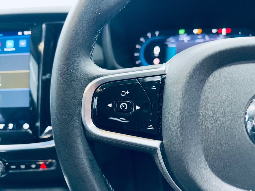 Used Volvo V60 2022 for sale - 77680279: Photo 43