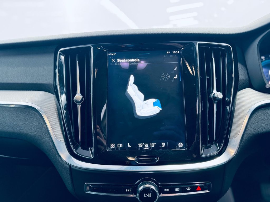 Used Volvo V60 2022 for sale - 77680279: Photo 48