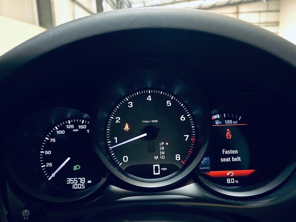 Used Porsche Macan 2022 for sale - 78030114: Photo 19