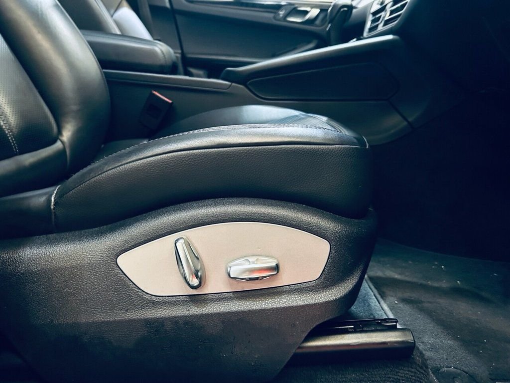 Used Porsche Macan 2022 for sale - 78030114: Photo 22