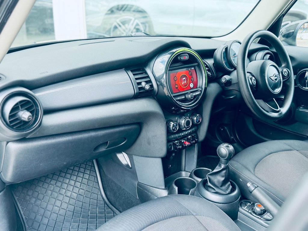 Used MINI Hatch 2018 for sale - 77841277: Photo 38