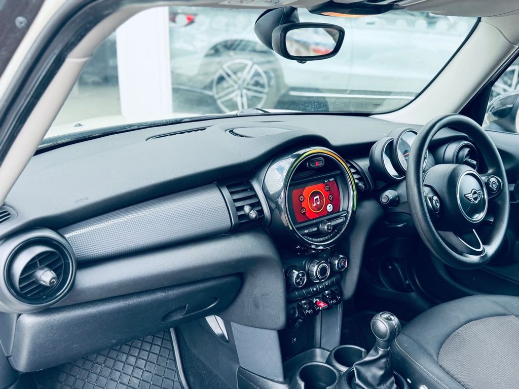 Used MINI Hatch 2018 for sale - 77841277: Photo 6