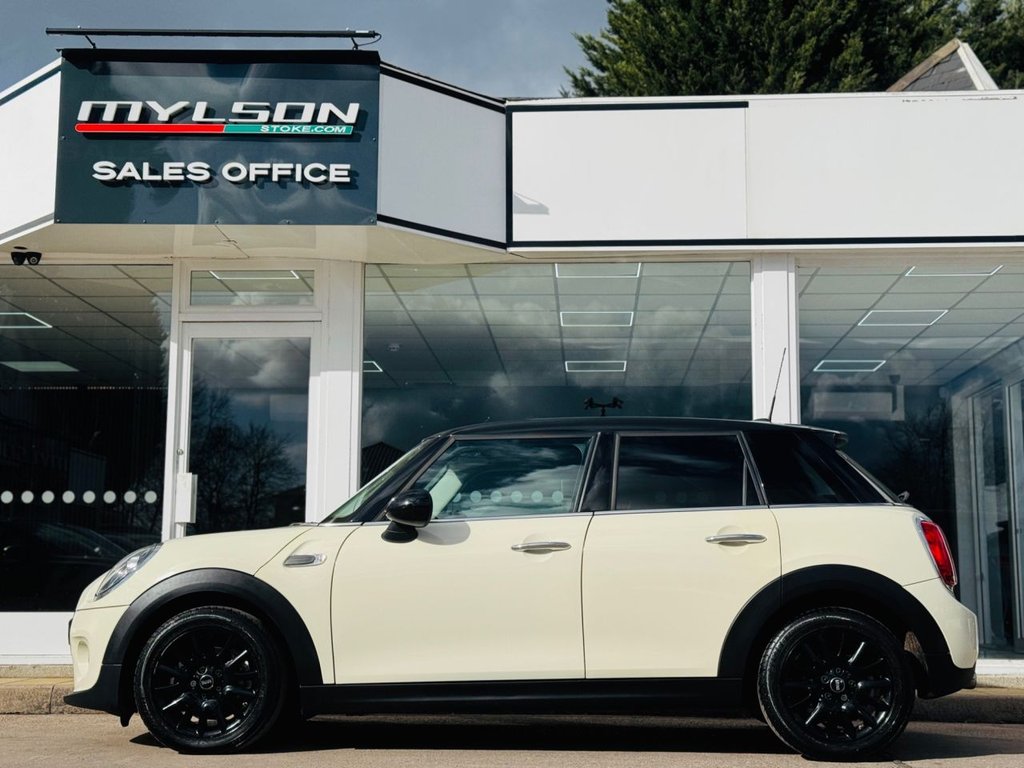 Used MINI Hatch 2018 for sale - 77841277: Photo 8