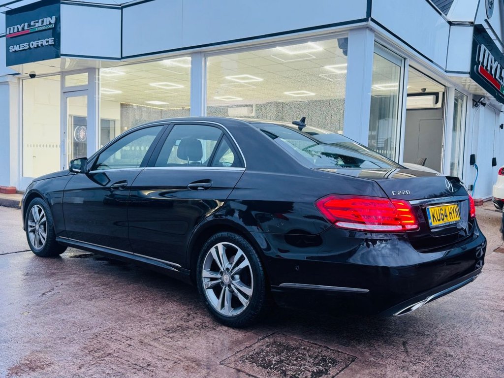 Used Mercedes-Benz E Class 2015 for sale - 77171795: Photo 2