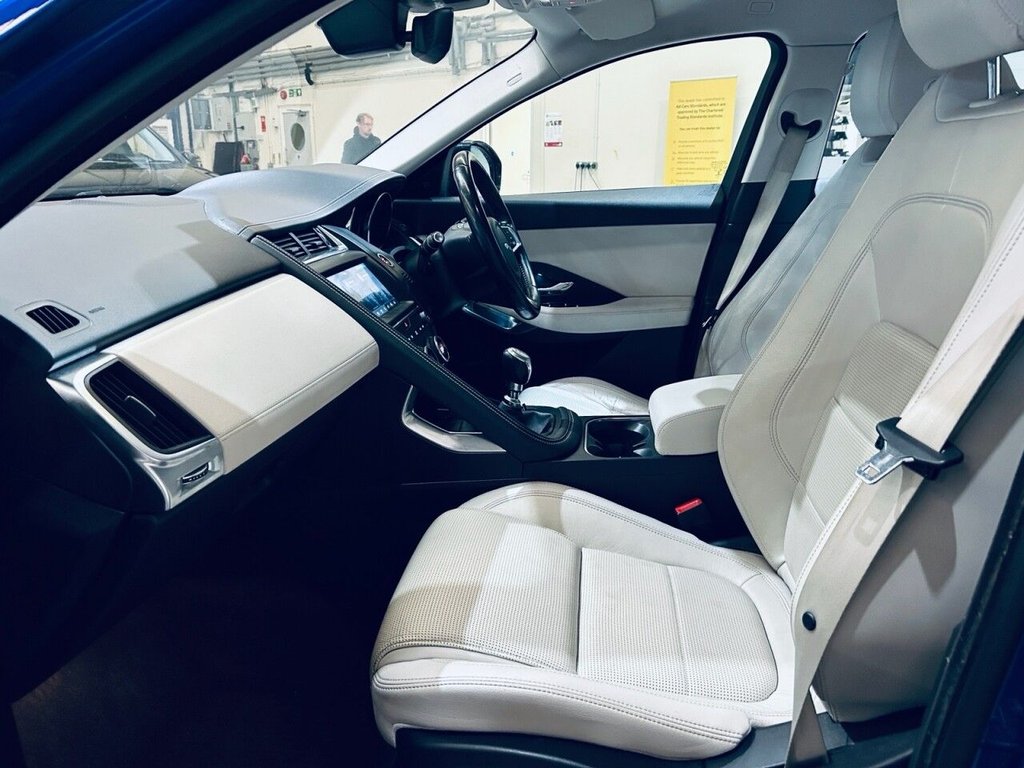 Used Jaguar E-Pace 2019 for sale - 77148490: Photo 6