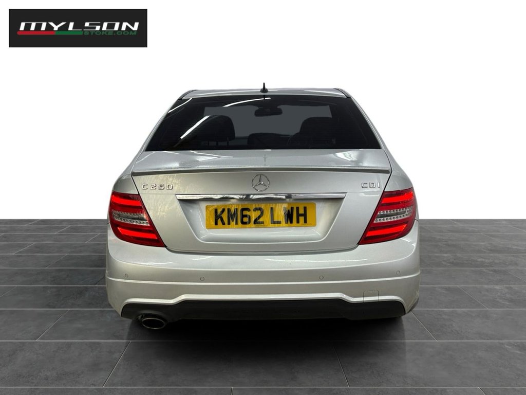 Used Mercedes-Benz C Class 2012 for sale - 77394295: Photo 15