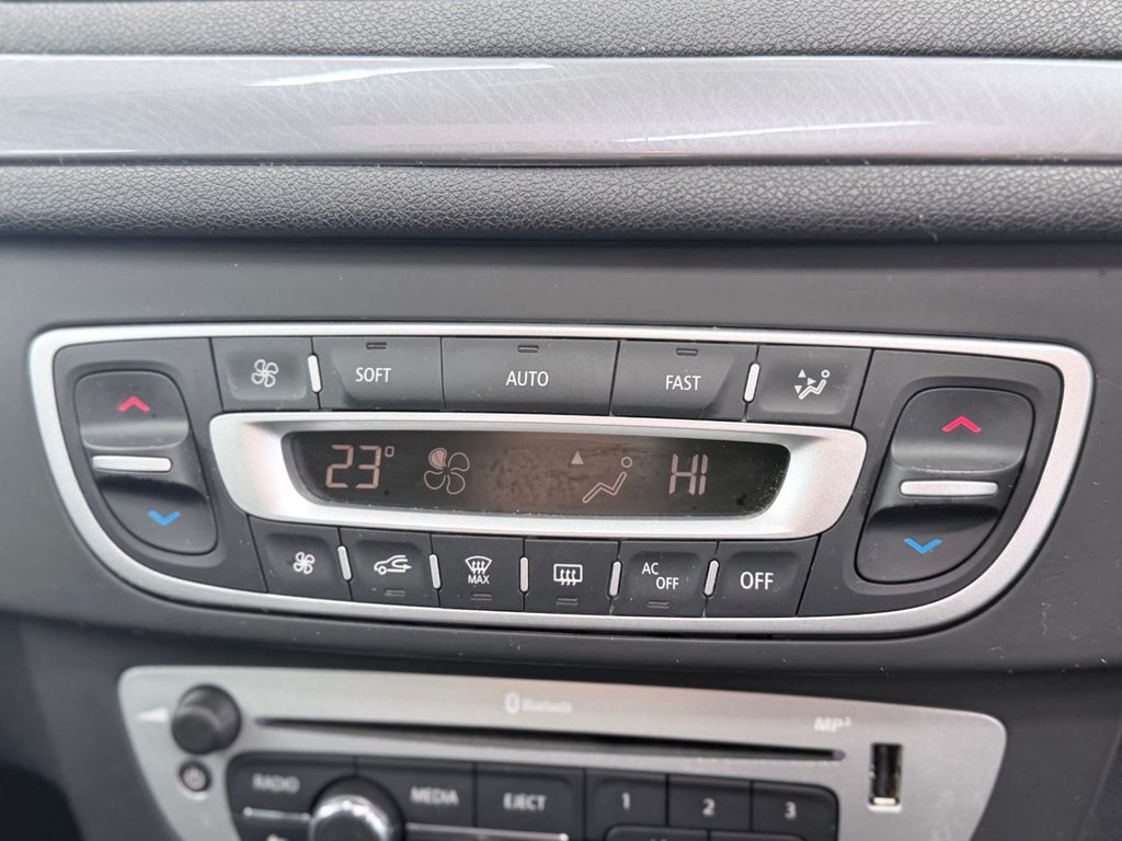 Used Renault Megane 2015 for sale - 77355611: Photo 23