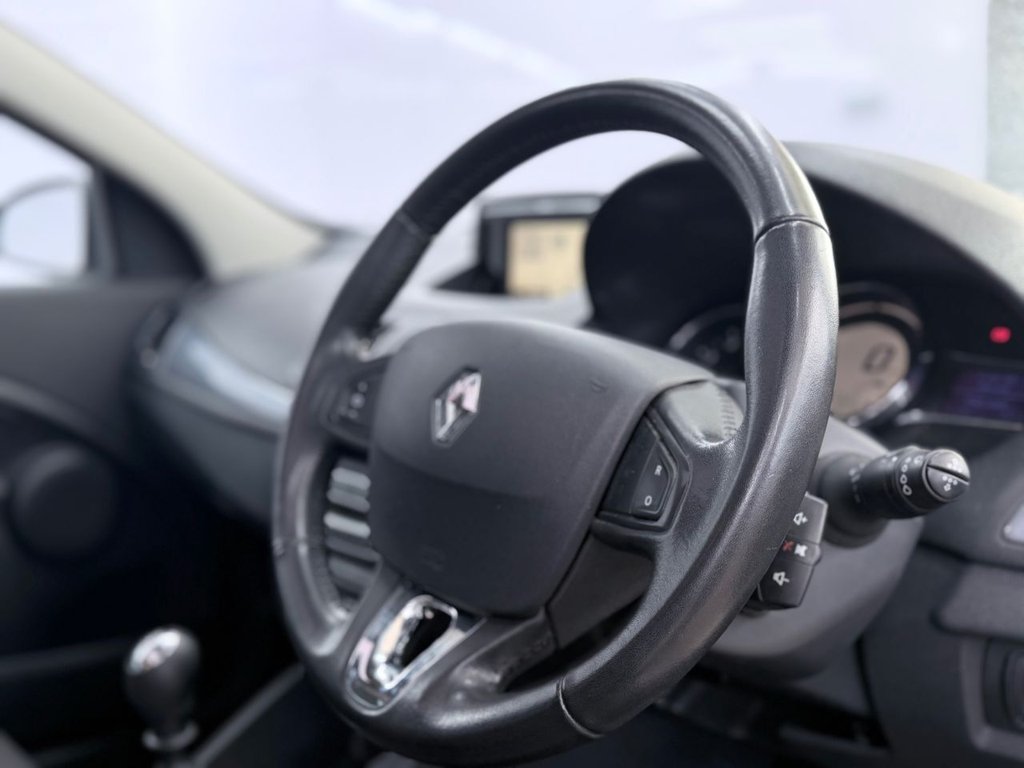 Used Renault Megane 2015 for sale - 77355611: Photo 35