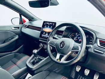 Used Renault Clio 2021 for sale - 77341329: Photo