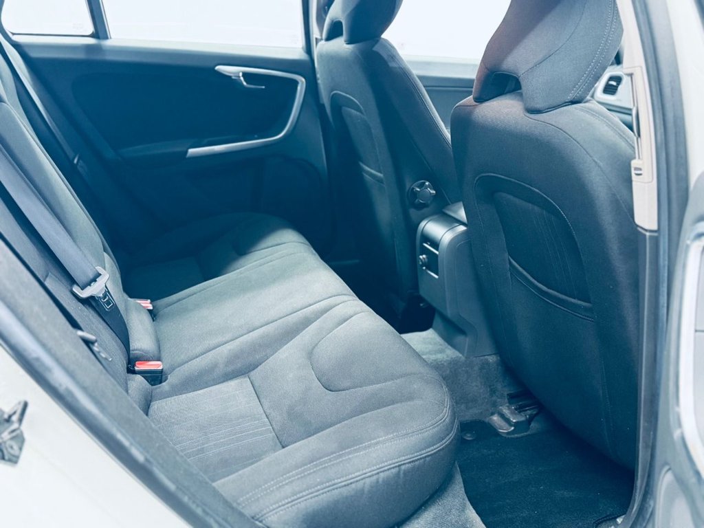 Used Volvo V60 2012 for sale - 77451470: Photo 17