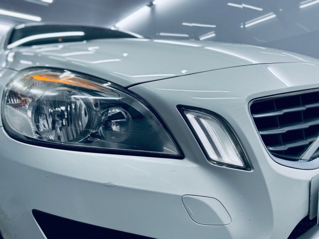 Used Volvo V60 2012 for sale - 77451470: Photo 25