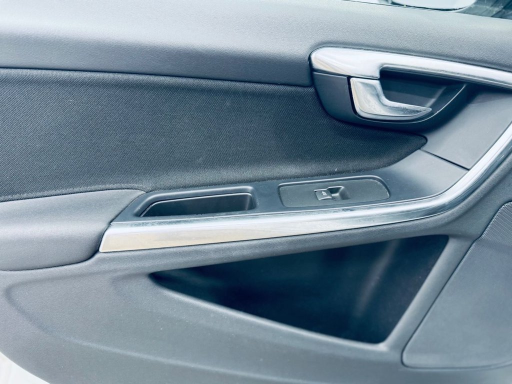 Used Volvo V60 2012 for sale - 77451470: Photo 28