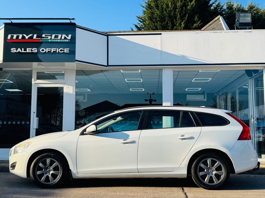 Used Volvo V60 2012 for sale - 77451470: Photo 34